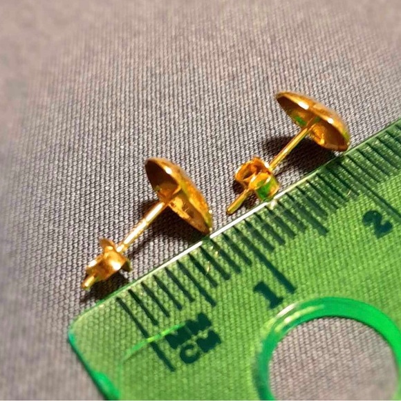 🔥18k Yellow Gold Heart Earrings in Diamond accent /Authentic/ Pure Gold - Picture 8 of 10